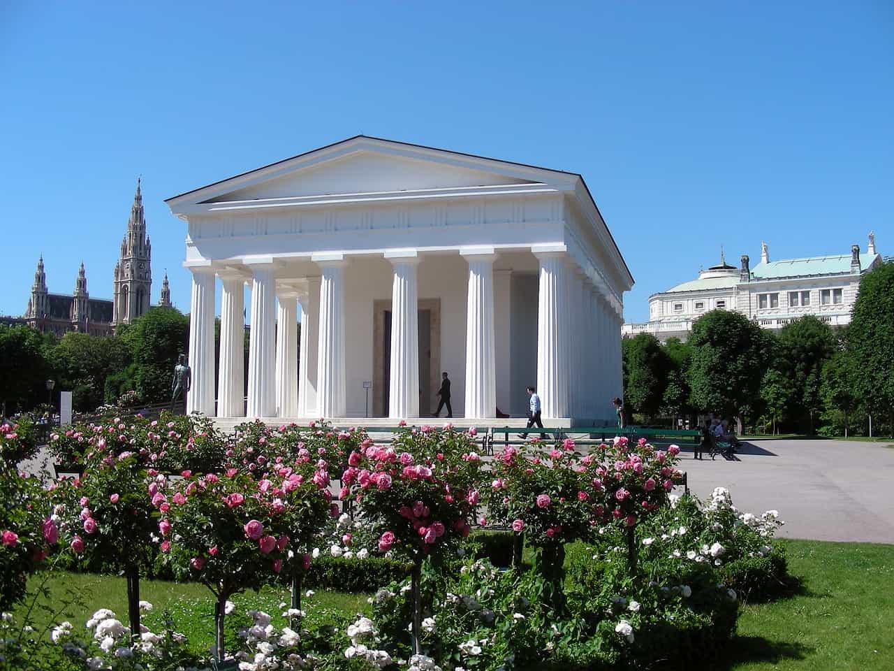 wien city oesterreich volksgarten theseus tempel rosengarten ringstrasse geocaching track route pixabay